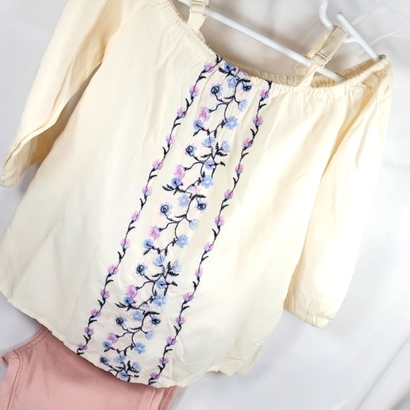 Old Navy Other - OLD NAVY BOHO INSPIRED OUTFIT SIZE 4T